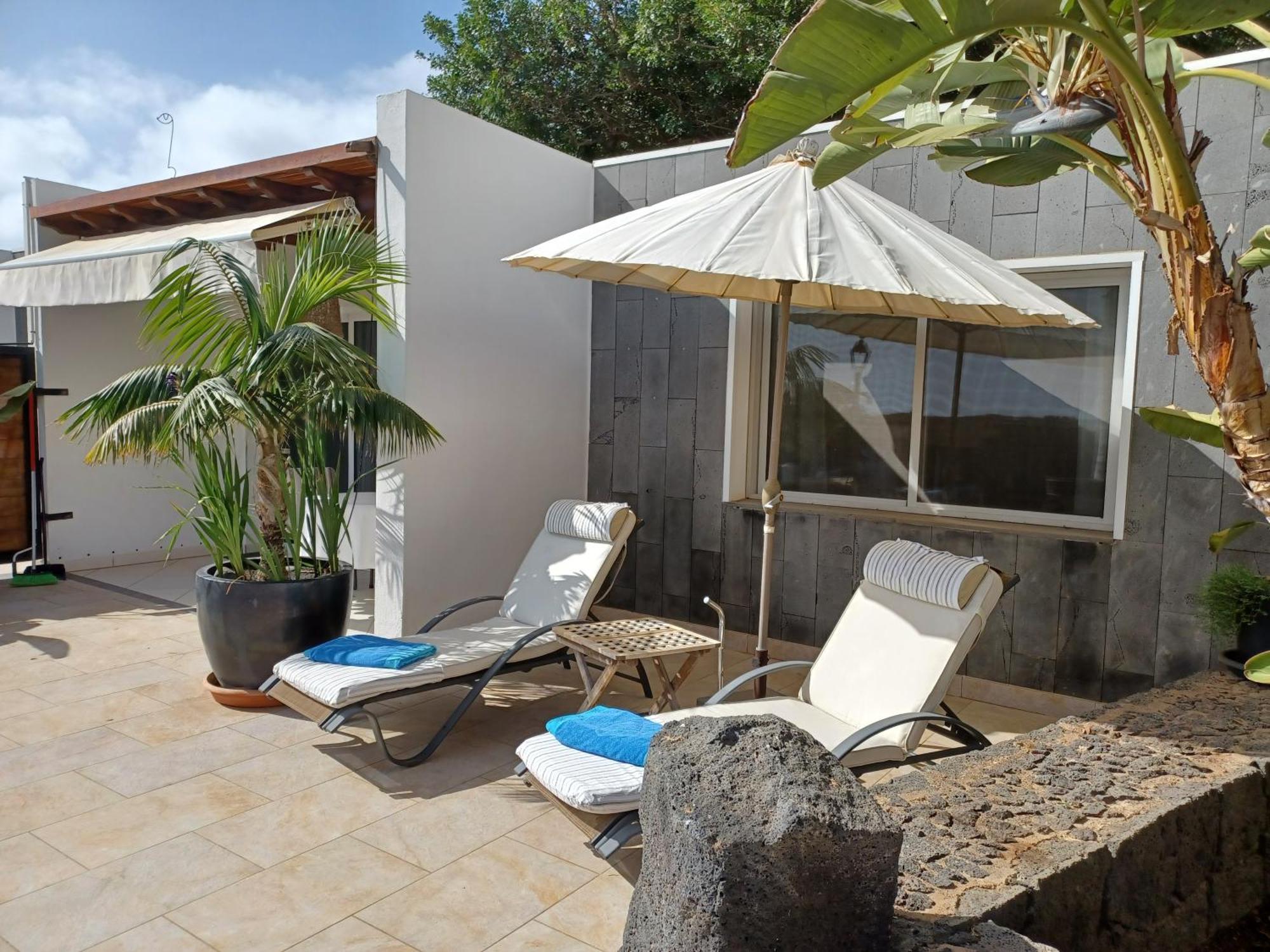 Villa Niki Mit Beheiztem Gemeinschaftspool Fuer 2 Appartments Las Breñas Extérieur photo